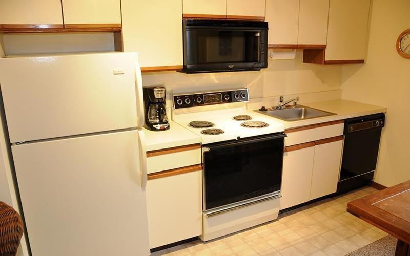 Seven Springs Swiss Mountain 1 Bedroom Standard Apartment Champion